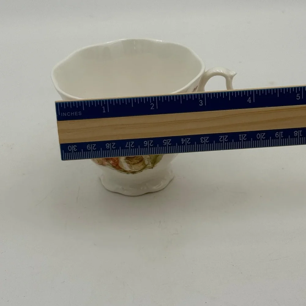 Royal Albert Beatrix Potter Benjamin Bunny Tea Cup Saucer Set Bone China 1986